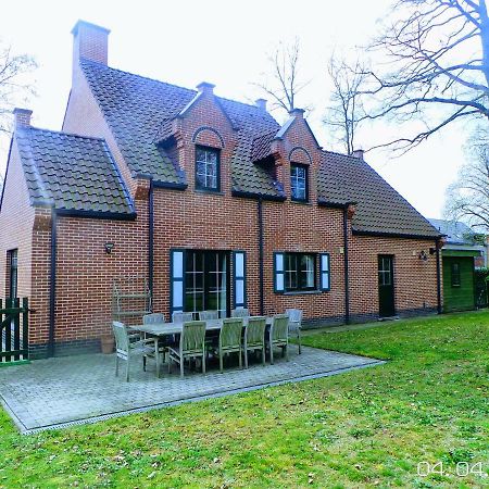 Villa De Ruiter Waasmunster Eksteriør bilde