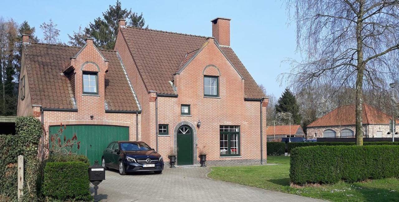 Villa De Ruiter Waasmunster Eksteriør bilde