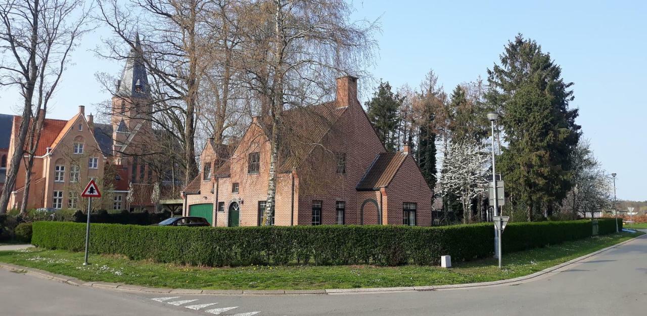 Villa De Ruiter Waasmunster Eksteriør bilde